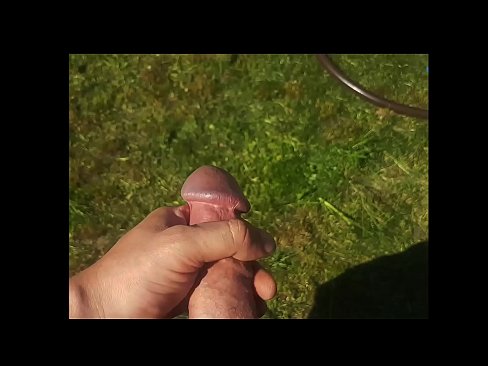 ❤️ Hottie poeth yn cael ei pussy pinc fucked a cums gyda chwistrell mewn gardd haf ❌ Porno ar porn % cy.javdoe.top% ️❤